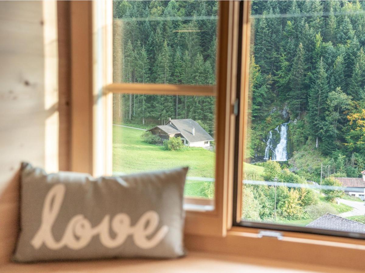 Hotel Wasserfall Jaun Экстерьер фото